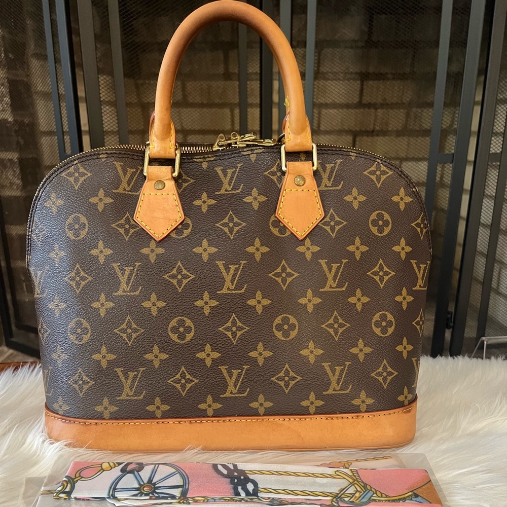 Alma Pm Monogram